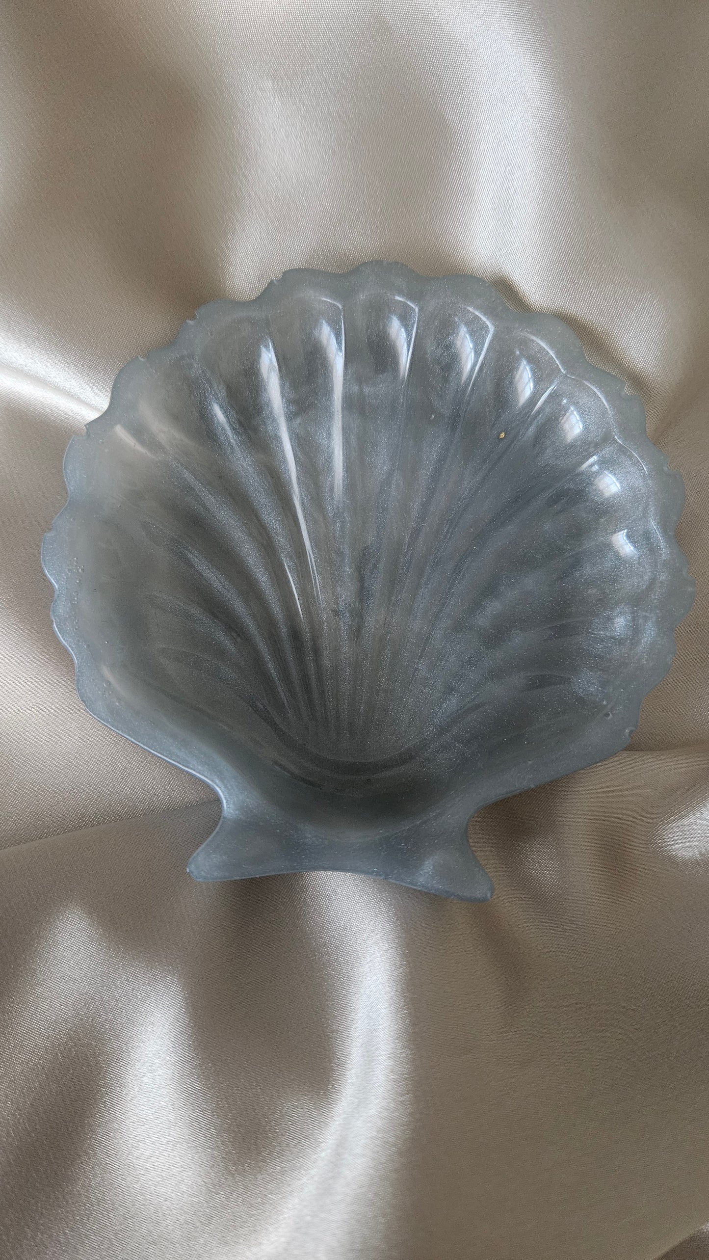 Concha Joyero Brillante – Sencillez y Elegancia Natural